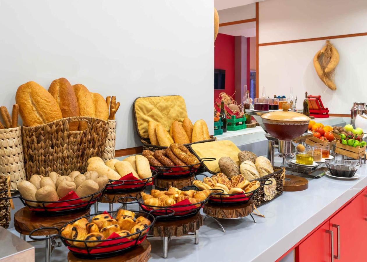 Hotel Ibis Gaziantep Esterno foto