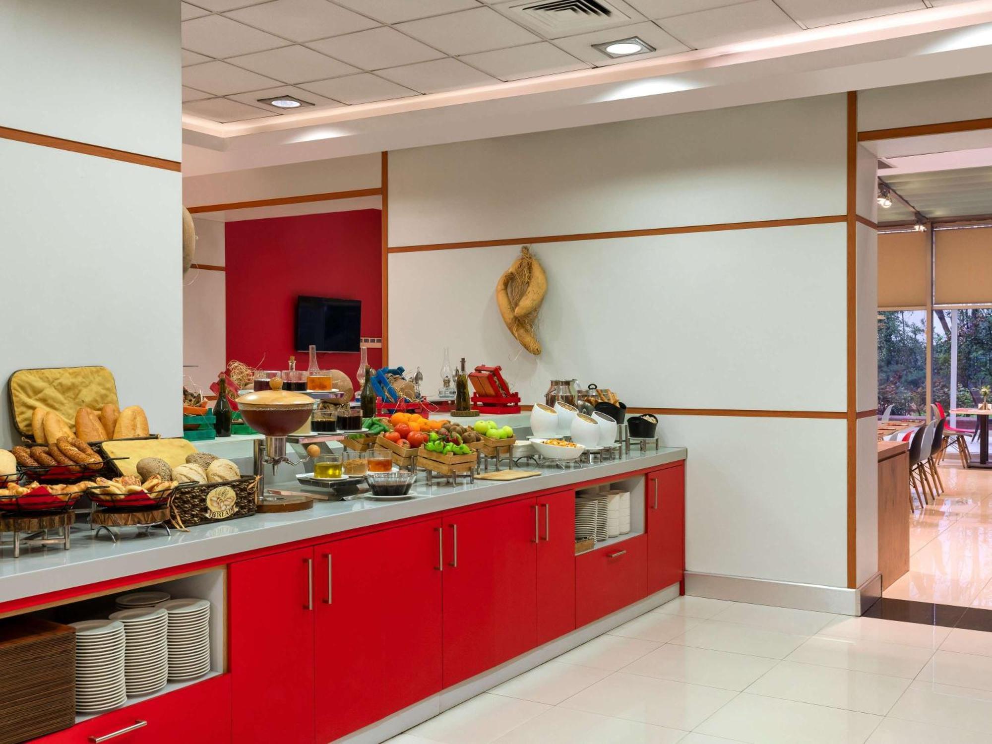Hotel Ibis Gaziantep Esterno foto